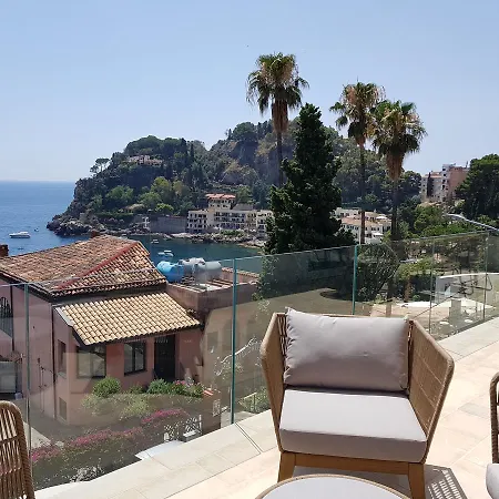 Iancu Charme 3* Taormina